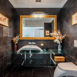 The Boutique - Iconic In Galleria Duomo With Private Parking Apartamento